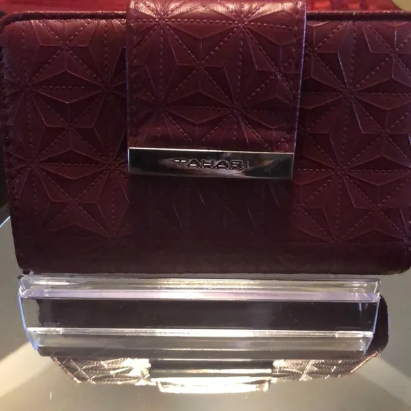 Tahari Burgundy Wallet Identity Protect Zip And Snap Closure - Image 2