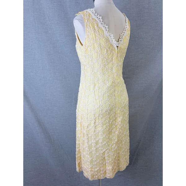 Vintage 1960s Handmade‎ Yellow Lace Overlay Sheath Dress Daisy Trim S - Image 10