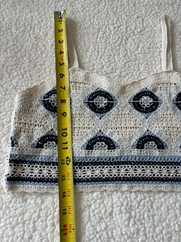Rebellion Boho Y2K Geometric Crochet Crop Tank Cami Top Blue Cream Size Small - Image 3