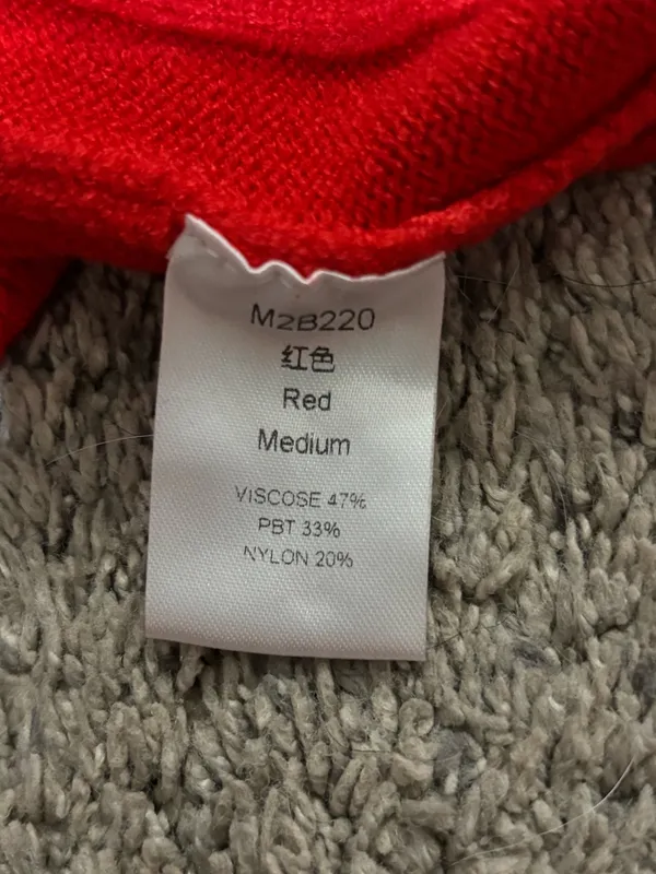 Red knit sweater Size M - Image 2