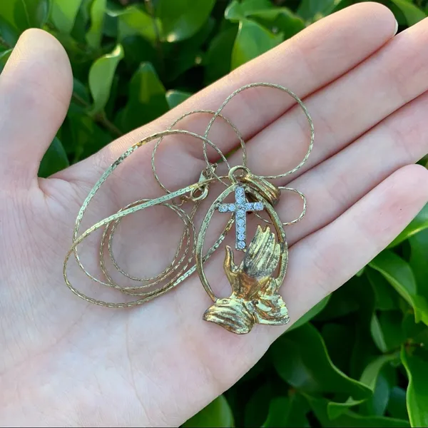 Gold Color Praying Hands Rhinestone Cross Necklace - Image 5