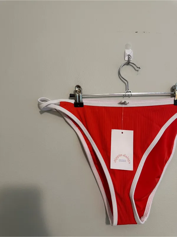Dippin' Daisy's Red Cyrus Double Strap High Cut Bikini Set - Image 12