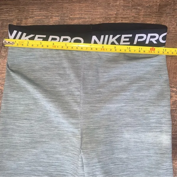 Nike PRO Leggings Women’s Size Medium Grey/Black - Image 6