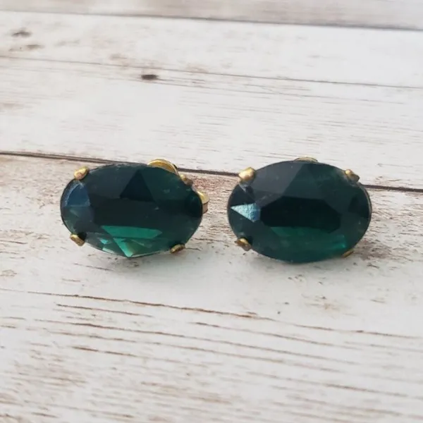 Vintage Screw On Earrings 0.75" Large Dark Green Faceted Oval - Image 6