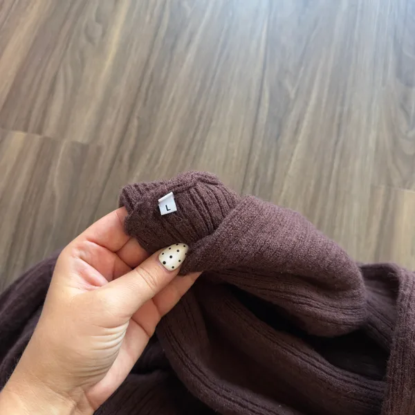 Amazon Sweater - Image 2