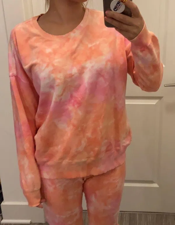 AR-33 Soft Loungewear Sweatshirt. S - Image 3