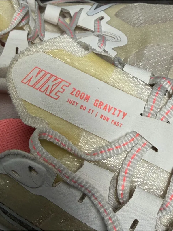 Nike Zoom Gravity Women’s Running Shoes Summit White BQ3203-101 Size 10 - Image 4