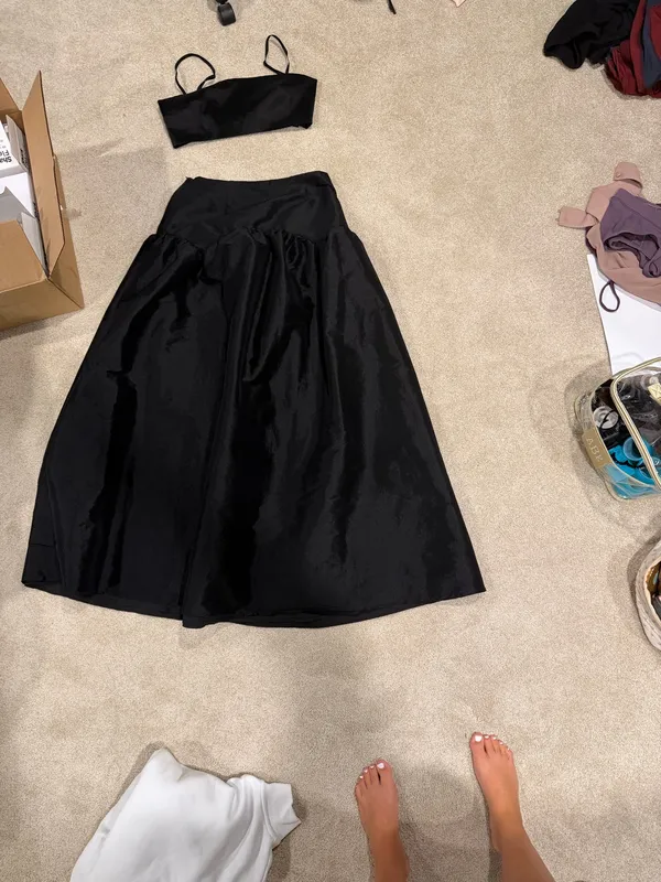 Revolve Set Two-Piece - Image 3