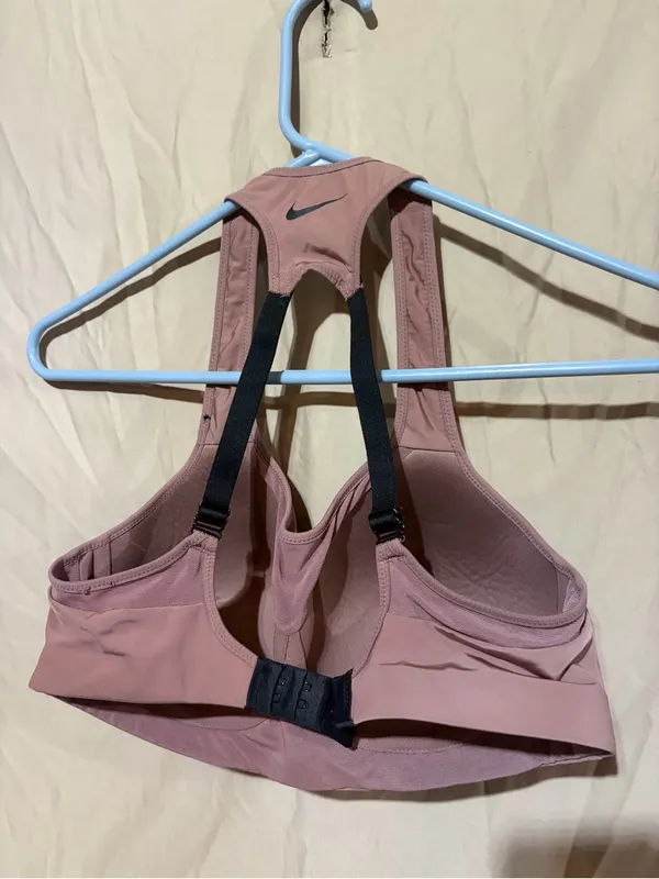 Nike bra - Image 2