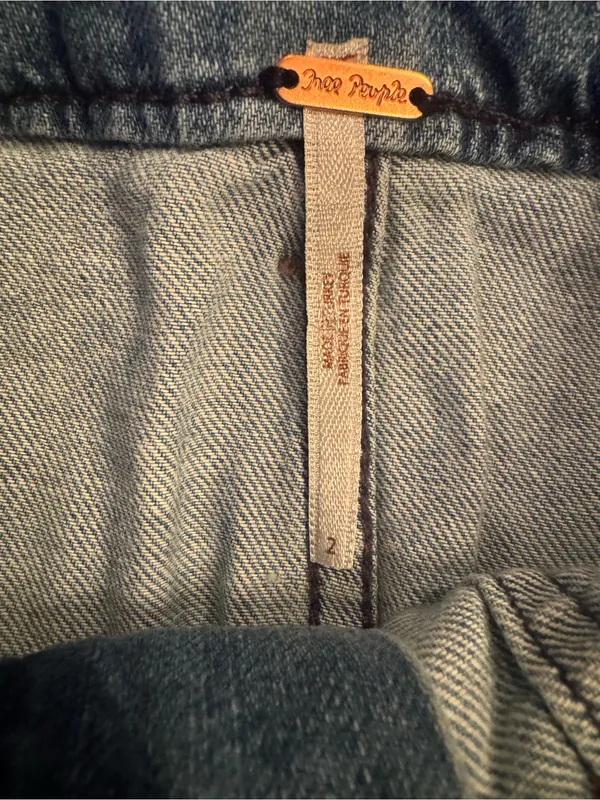 Free People Splendor in the Grass Paperbag Waist Denim Mini Skirt - Size 2 - EUC - Image 4