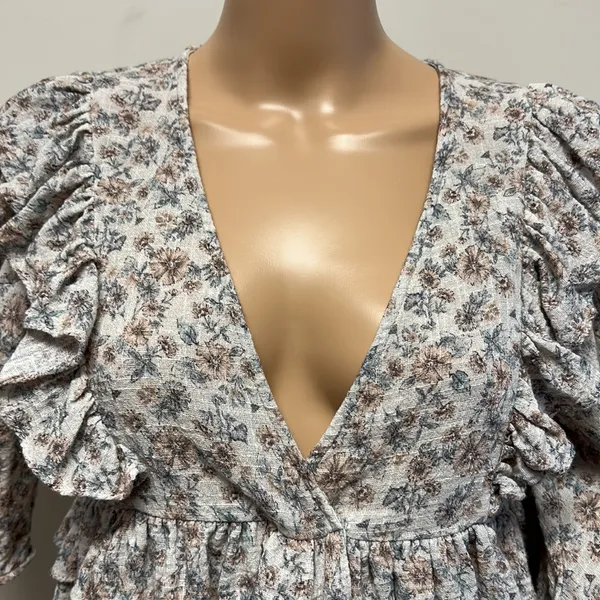 Olivaceous Ruffle Tiered Cropped Top with 3/4 length sleeves - Image 2