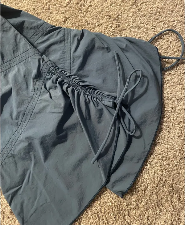 Urban Outfitters Capris - Image 4
