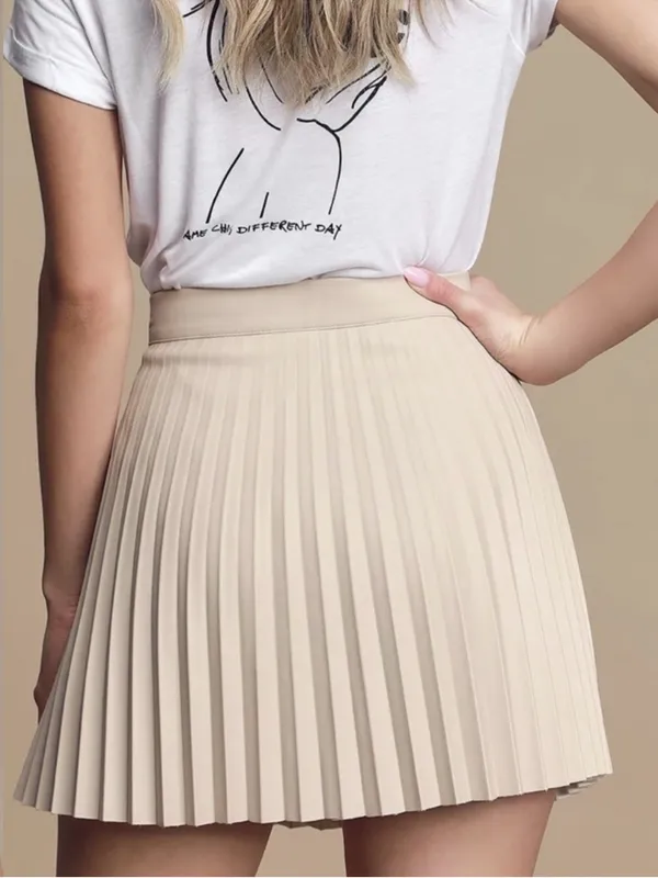 NWT Lulus Better Luck Next Time Pleated Vegan Leather Beige Size Large - Image 4