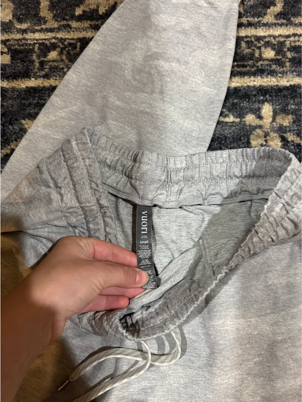 Vuori Camo Performance Joggers Small - Image 3