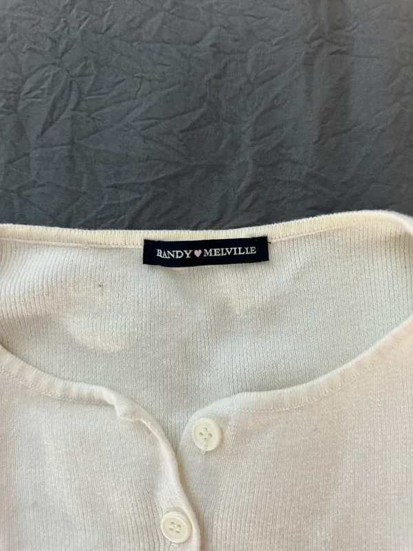 Brandy Melville sweater top - Image 4