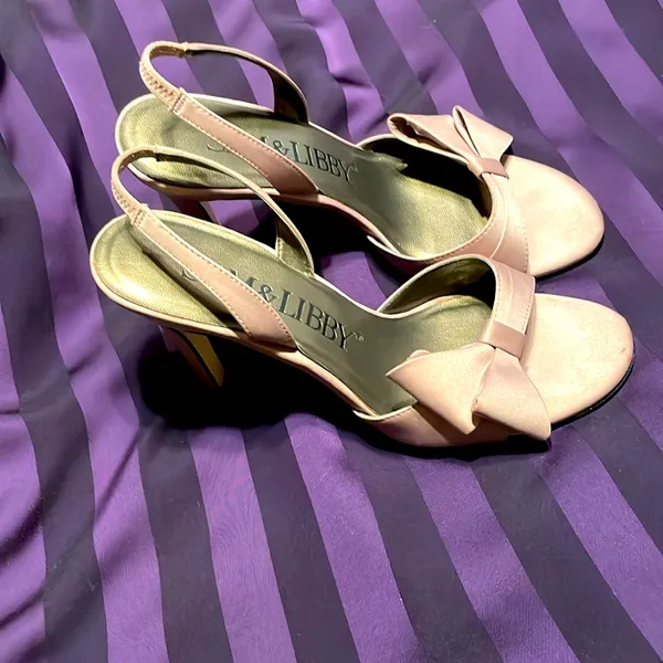 Sam & Libby satin sandals with bow details - Image 8