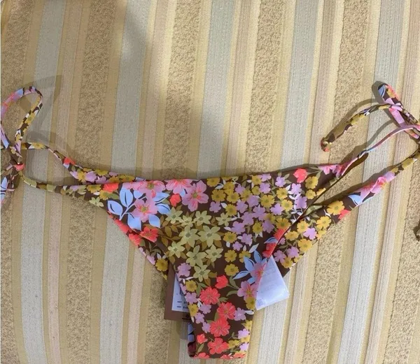 Billabong Bring on the bliss tanga bikini bottoms NWT - Image 2