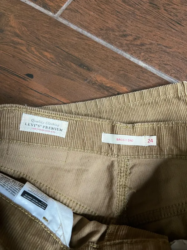 Levi’s Premium Corduroy Tan Baggy Dad Pants Womens Size 24 - Image 2