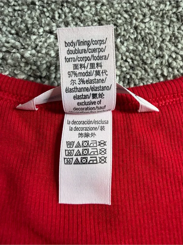 Victoria’s Secret Red Ribbed Tank Top Logo Y2K Basic Size Medium - Image 4