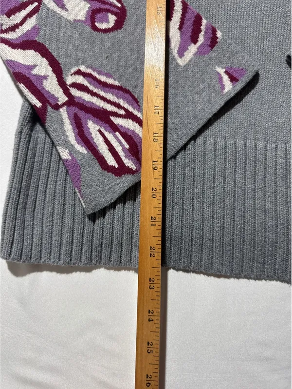 cabi Medium Gray Turtleneck Sweater with Funky Purple Leafy - Image 5