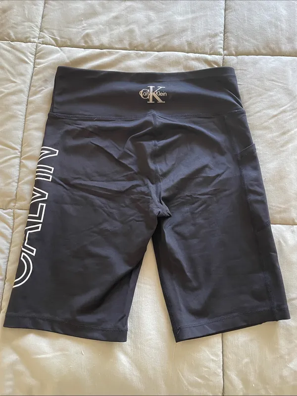 Calvin Klein Black High-Waist Active Bike Shorts with Side Pocket - Image 4