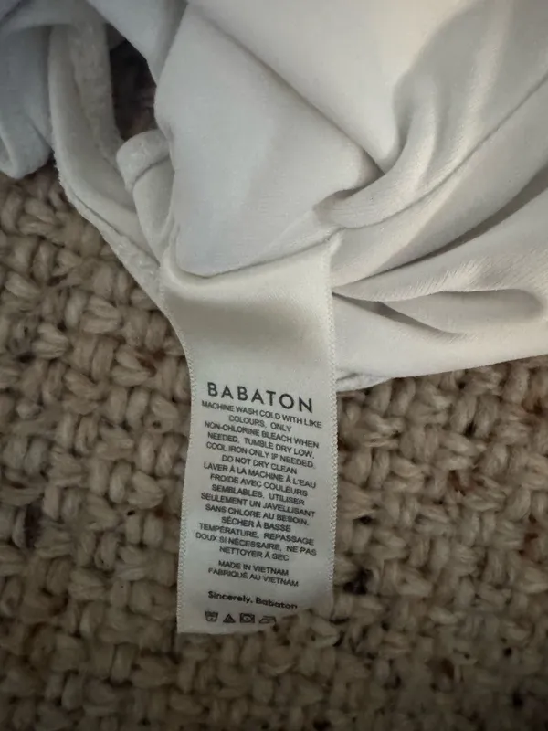 Aritzia Babaton Bodysuit Contour - Image 5