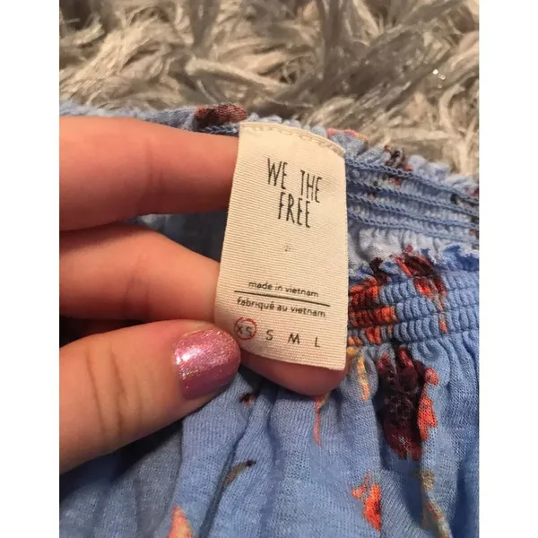 Free people floral top‎ size XS Off the shoulder floral top - Image 3