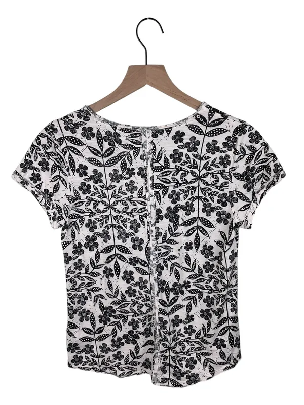Anthropologie Press Relief Pilcro Spliced-Neck Tee Size Small Black White Floral - Image 15