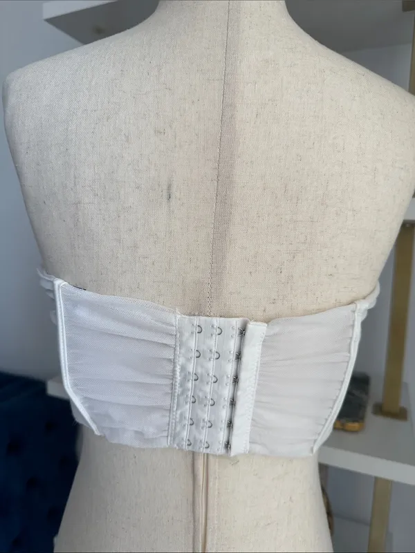 Tic Toc Strapless White Structured Bustier Top - Image 3