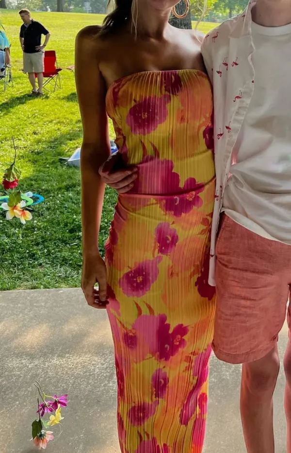 Pretty Little Thing Maxi Pleated Multi Watercolor Strapless Dress - Image 3