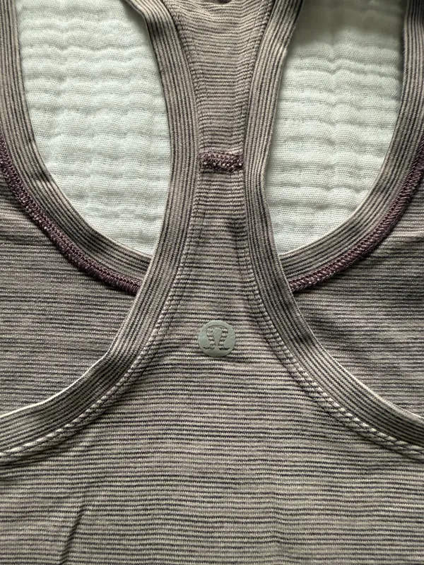 Lululemon tank top - Image 3