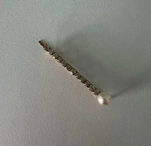 Gold hair pin with pearl and rhinestones #glamour #party #hairaccessories - Image 2