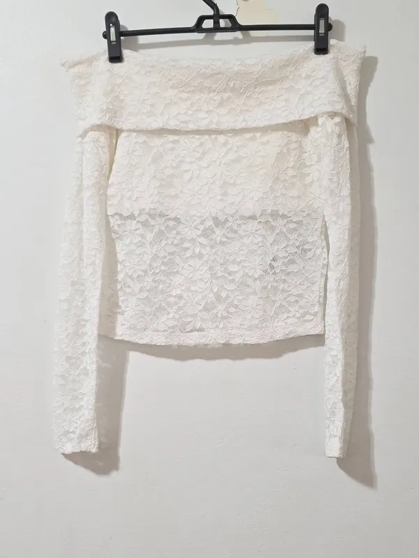 Hollister All Over Lace - Off the Shoulder Top - Cloud Dancer - Size M - Image 2