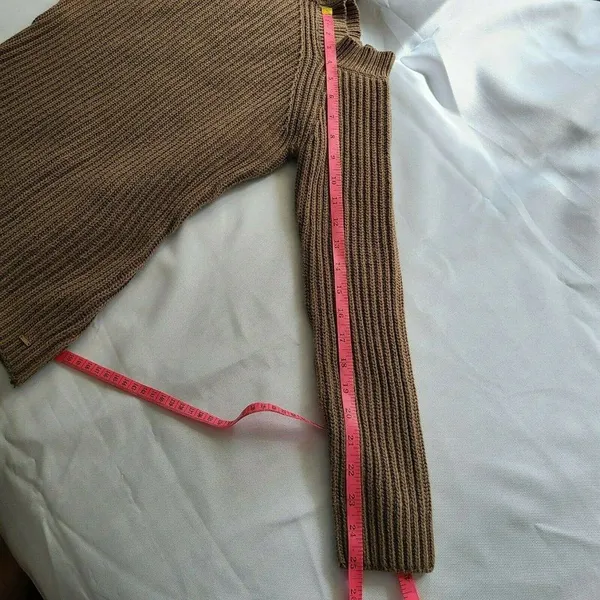 Guess‎ Small Brown Cold Shoulder Pullover - Image 6