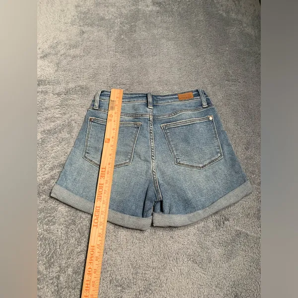 Judy Blue Denim Women's Shorts small - Image 8