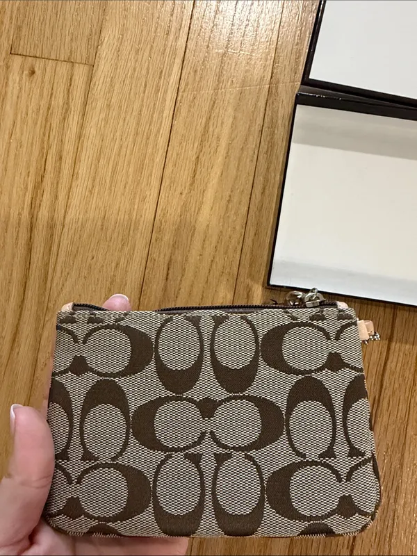 BNIP Vintage Coach 2002 Signature C Wristlet - Image 3