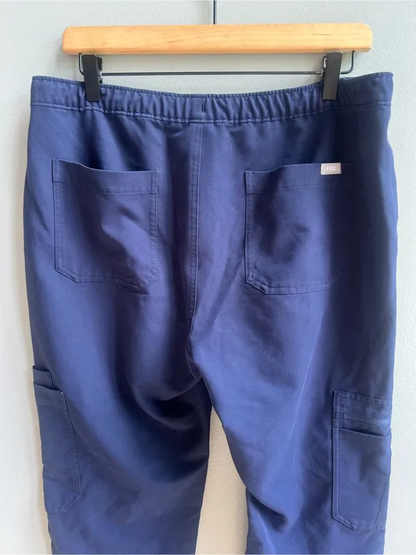 Figs Technical Collection Scrubs Navy Pants Style TM3001 Cairo Cargo Size Medium - Image 7