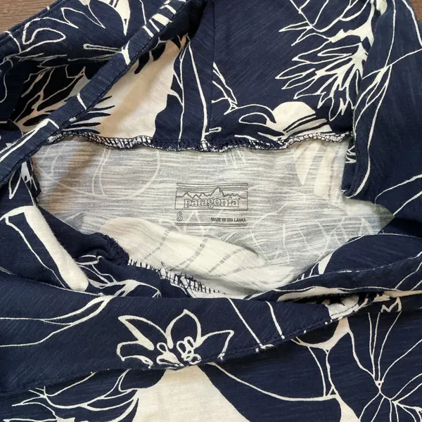 Patagonia Floral Racerback Sundress Navy Blue White Cotton Blend Small Summer - Image 3