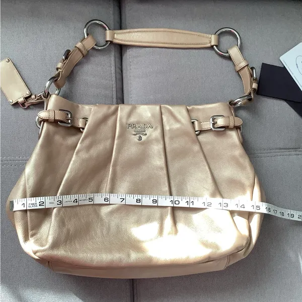 GORGEOUS DRESSY PRADA BAG 🌹🌹🌹 - Image 5