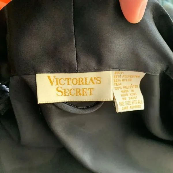Victoria’s Secret gold label black lace silky semi sheer vintage belted O/S robe - Image 3