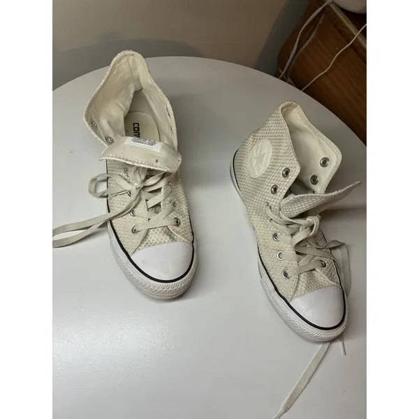 Women's Converse Size 8 Chuck Taylor All Star Hi Snake Skin Woven White Waffle‎ - Image 2