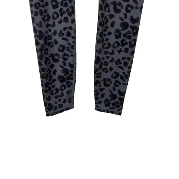 Varley Century‎ Dark Gray Cheetah Leggings Size Small - Image 3