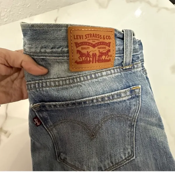 Levi’s 100% Cotton Distressed Boyfriend Skinny Jeans - Size 27 - Image 4