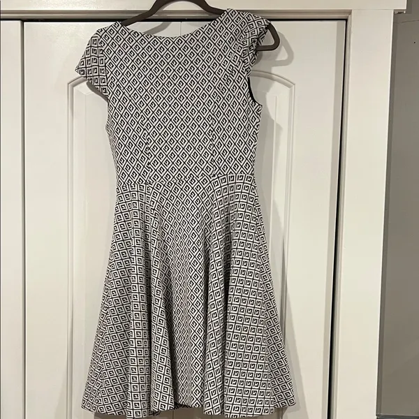 Maeve Geometric Black and White‎ Mini Dress XS - Image 5