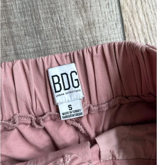 BDG Blush Pink Cargo Pants  - Image 3