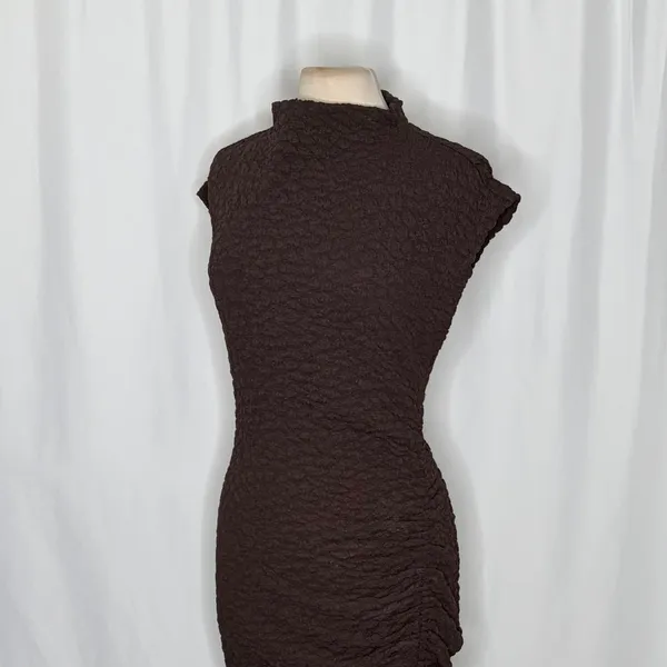 NWT!! ANTHROPOLOGIE Maya Ruched Cowl Neck Textured Midi Dress Chocolate Large - Image 6