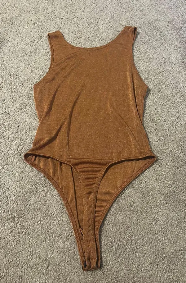 Boohoo Rust Colored Body Suit - Image 3
