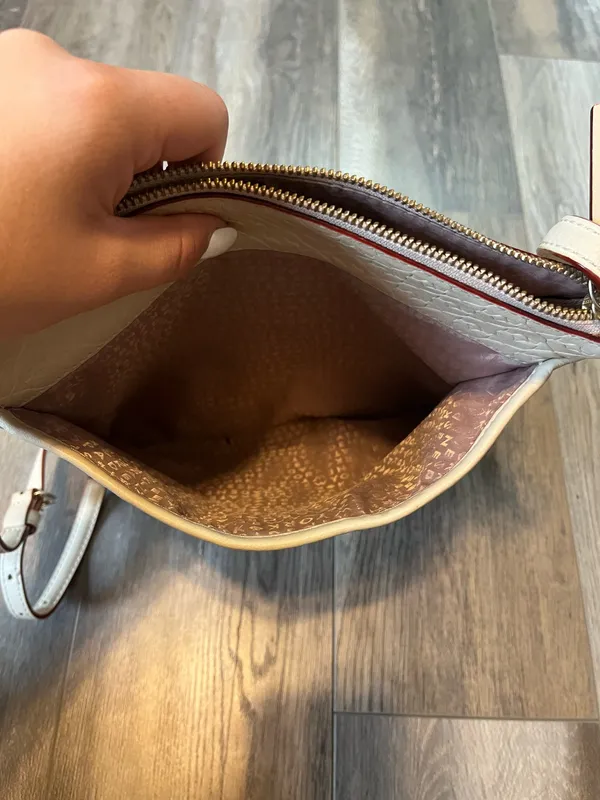 Kate Spade Cream Crossbody Bag - Image 3