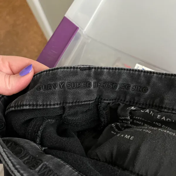 American Eagle black curvy super hi rise jeggings size 4 - Image 12