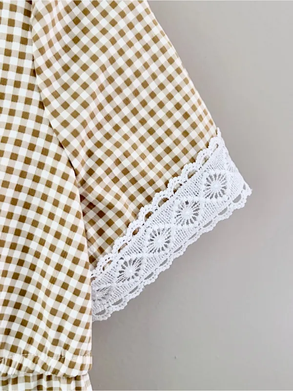 Bagatelle Cottagecore Gingham Front Tie Lace Trim Blouse Tan White Large - Image 2